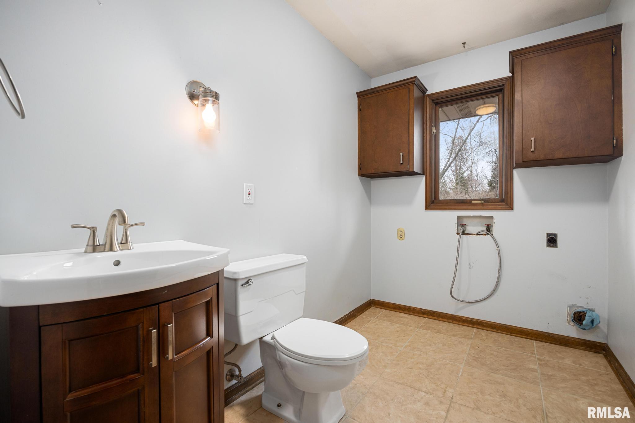 85 Hickory Ridge Court Morton, IL 61550 - Photo 18 of 43