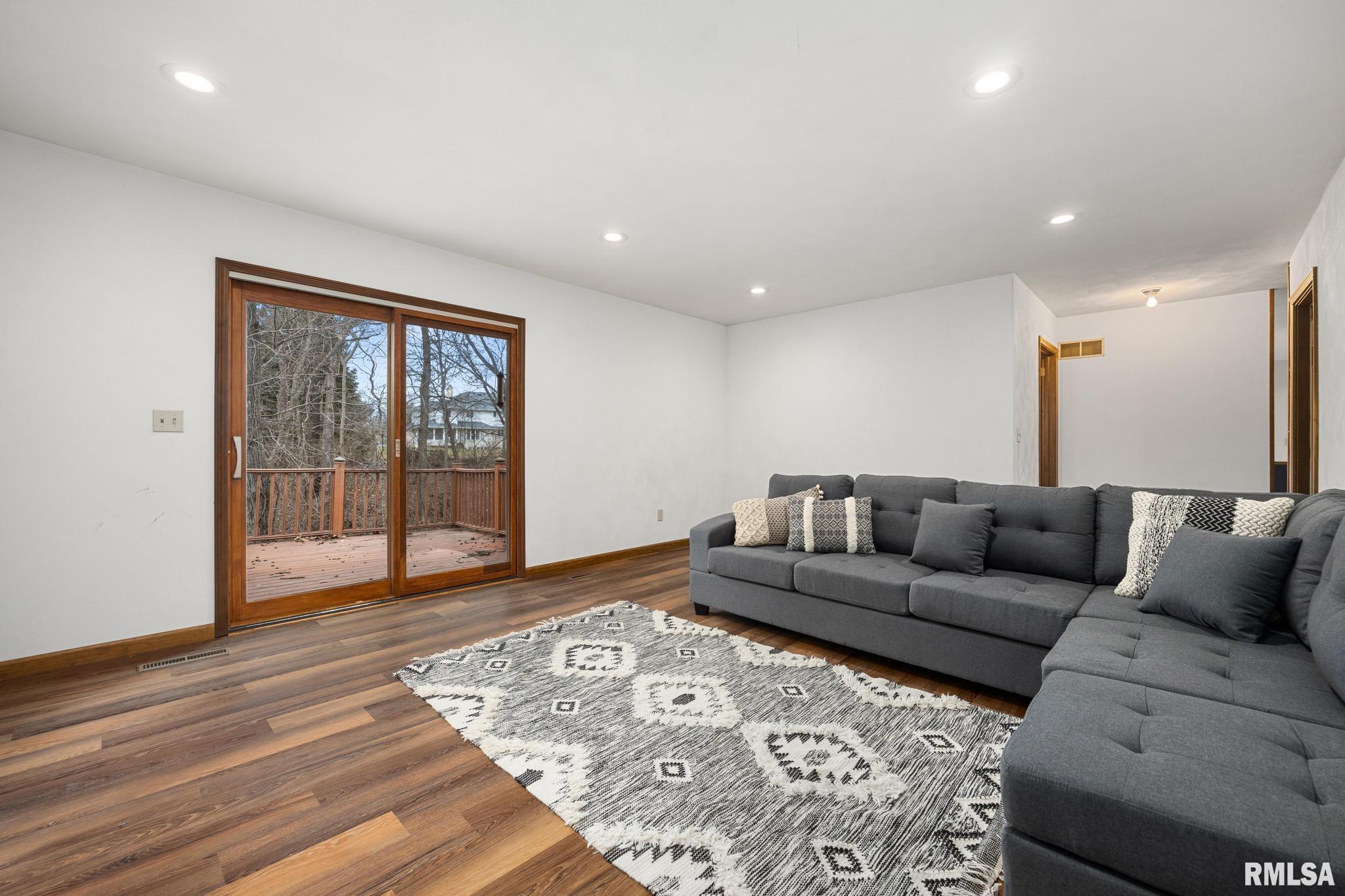 85 Hickory Ridge Court Morton, IL 61550 - Photo 22 of 43