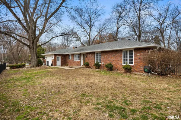 $340,000 | 85 Hickory Ridge Court, Morton, IL 61550