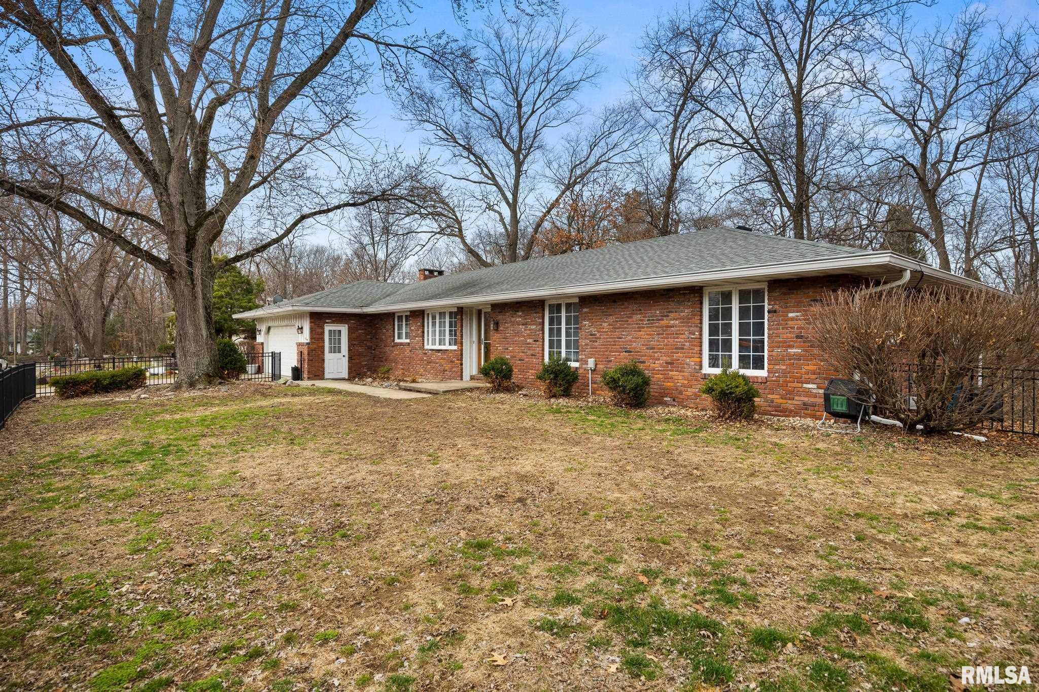 85 Hickory Ridge Court Morton, IL 61550 - Photo 3 of 43