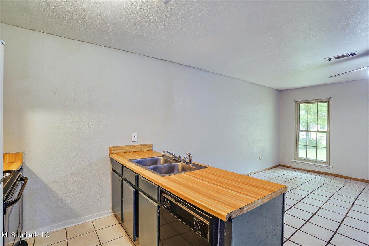 757 Sandy Lane Pearl, MS 39208 - Photo 11 of 22 11-757 Sandy Ln