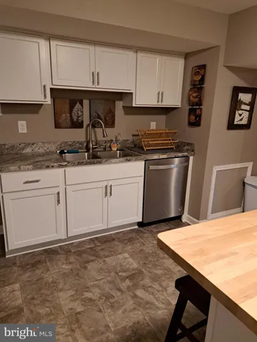 $1,500 | 6113 Fox Point Road, Fredericksburg, VA 22407