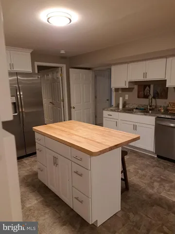 $1,500 | 6113 Fox Point Road, Fredericksburg, VA 22407