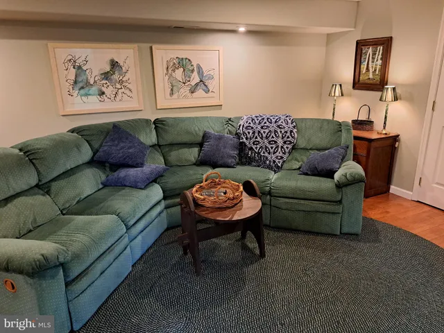 $1,500 | 6113 Fox Point Road, Fredericksburg, VA 22407