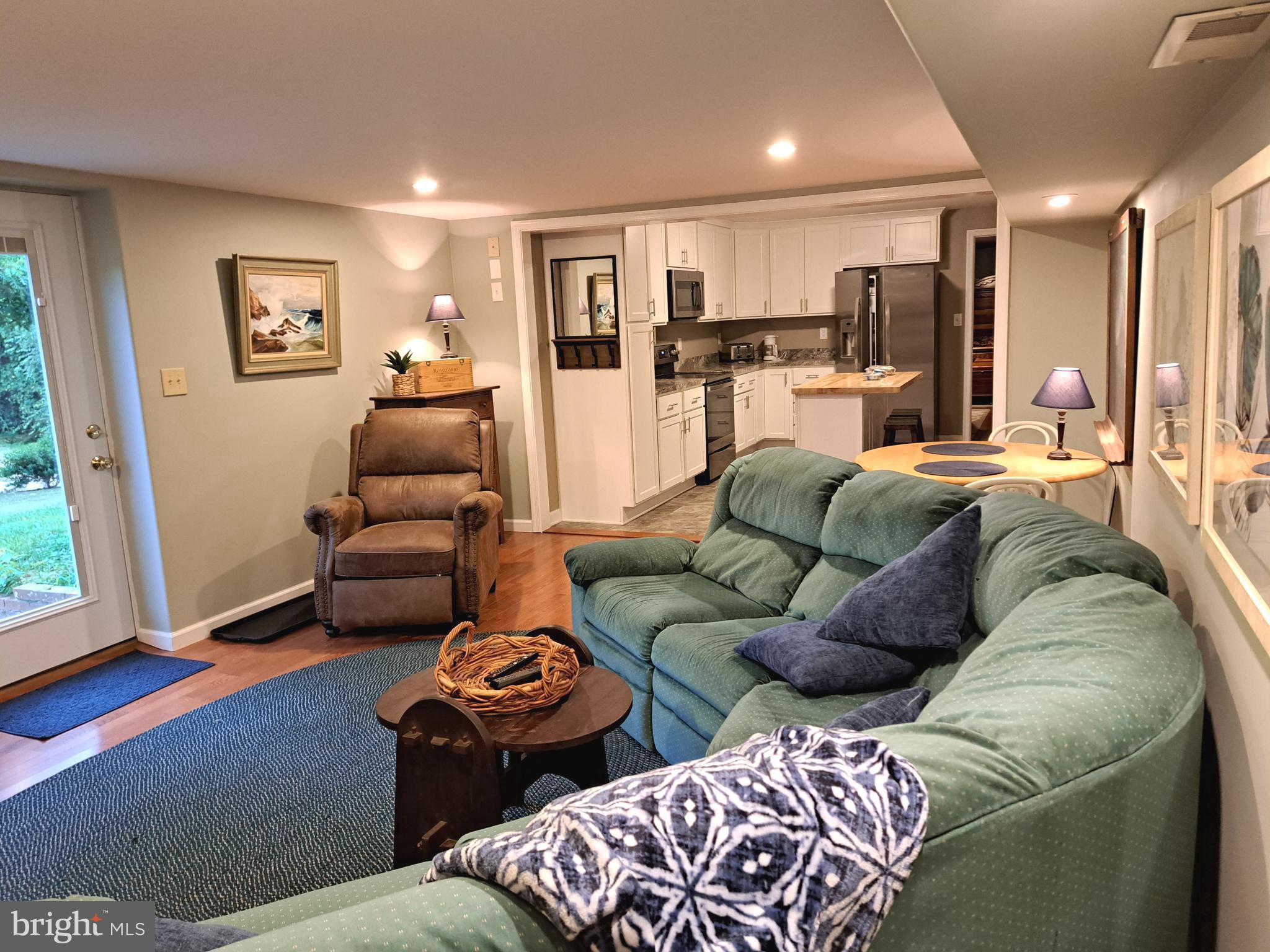 6113 Fox Point Road Fredericksburg, VA 22407 - Photo 4 of 50 6113 Fox Point Road, Fredericksburg, VA 22407