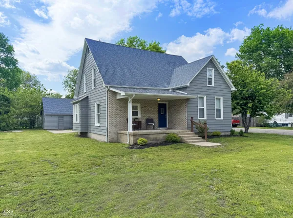 $229,900 | 801 South Brown Avenue, Terre Haute, IN 47803