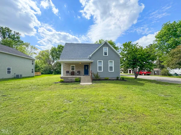 $229,900 | 801 South Brown Avenue, Terre Haute, IN 47803