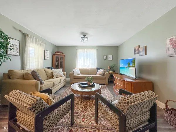 $229,900 | 801 South Brown Avenue, Terre Haute, IN 47803