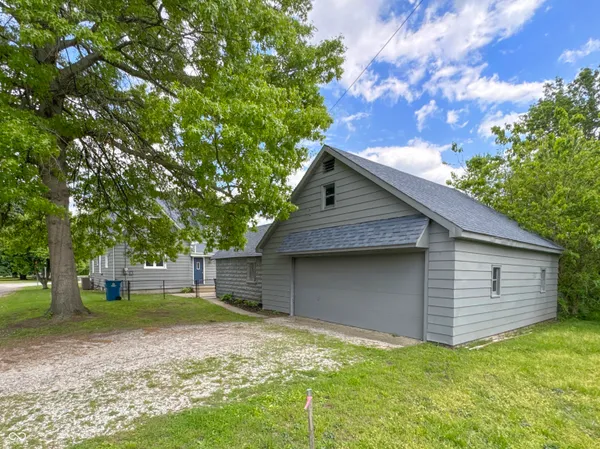 $229,900 | 801 South Brown Avenue, Terre Haute, IN 47803