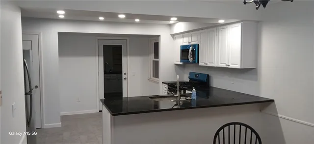 $2,200 | 183 Thorncliffe Drive, Irondequoit, NY 14617