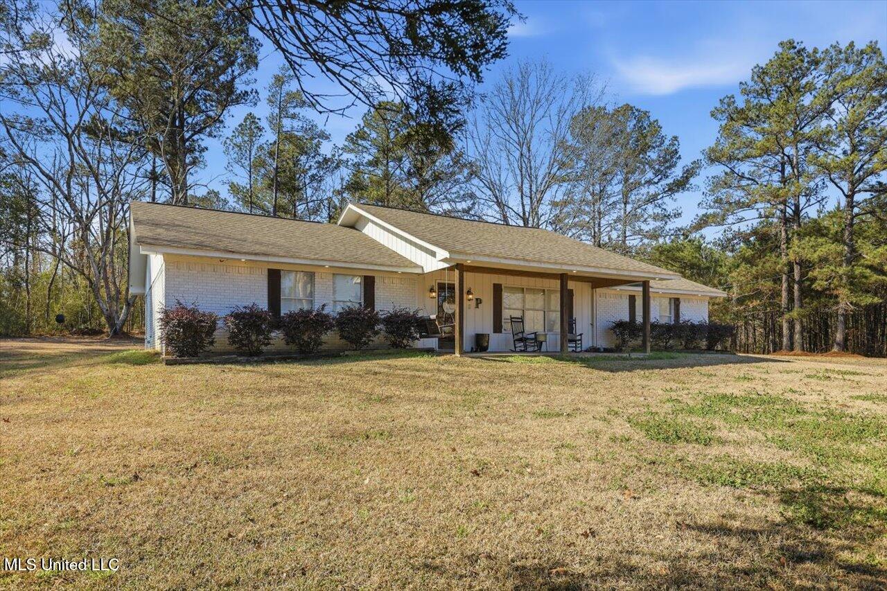 277 Mountain Creek Farm Road Florence, MS 39073 - Photo 2 of 31 02-277 Mountain Creek Farm Rd _ Home Tou