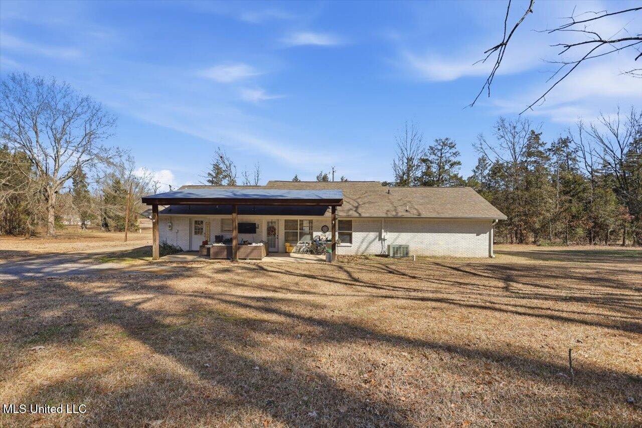 277 Mountain Creek Farm Road Florence, MS 39073 - Photo 28 of 31 28-277 Mountain Creek Farm Rd _ Home Tou