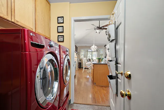 a view of living room washer and dryer