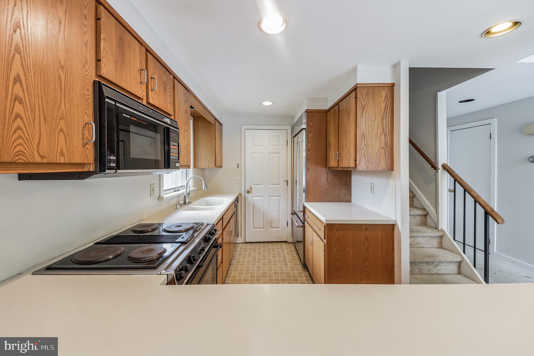 60 A Lafayette Road Princeton, NJ 08540 - Photo 3 of 5