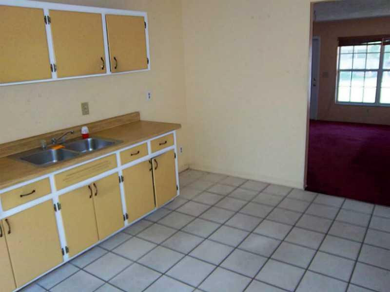 5737 Simms Street Hollywood, FL 33021 - Photo 7 of 26 Kitchen