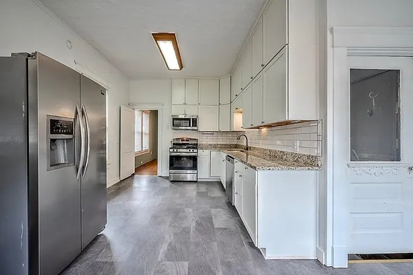 $319,000 | 1930 Walker Avenue, Memphis, TN 38104