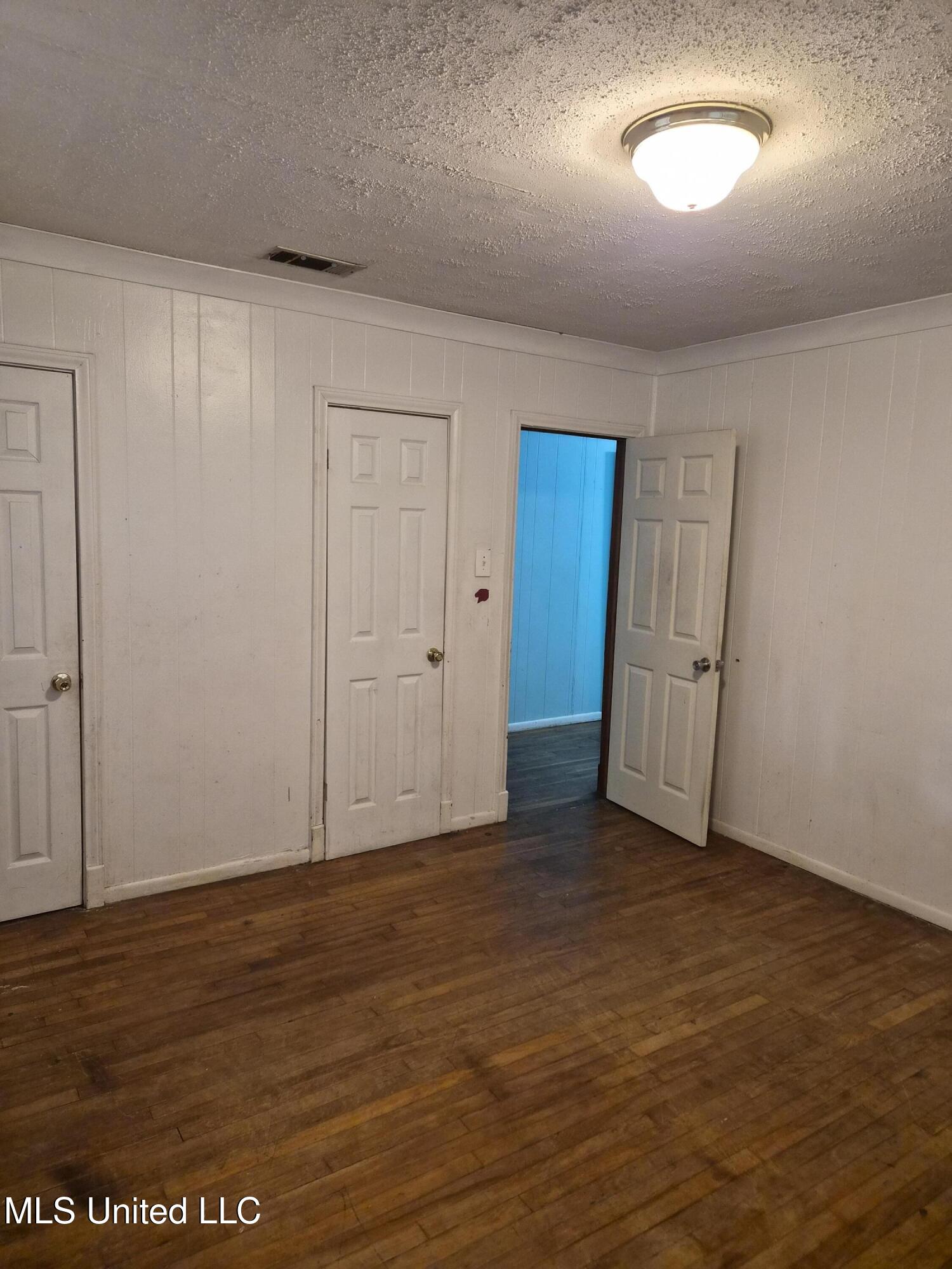 201 Mable Street Hattiesburg, MS 39401 - Photo 18 of 23 20 Jake Martin