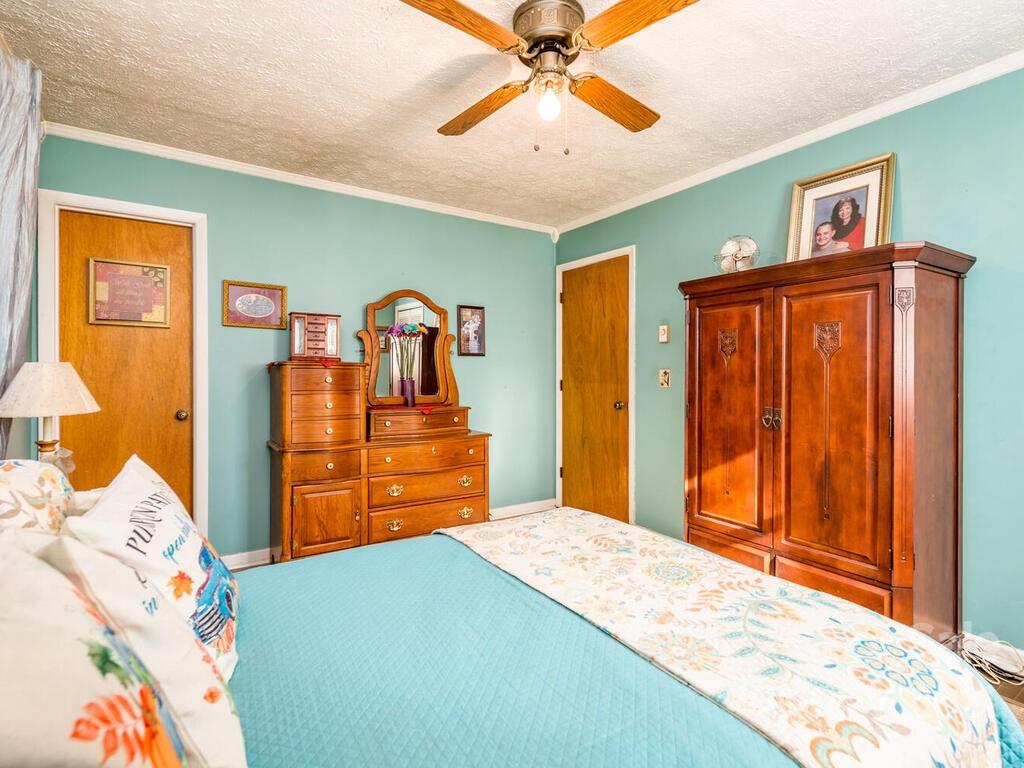 1 Fair Oaks Road Arden, NC 28704 - Photo 15 of 29 Gallery Image 15