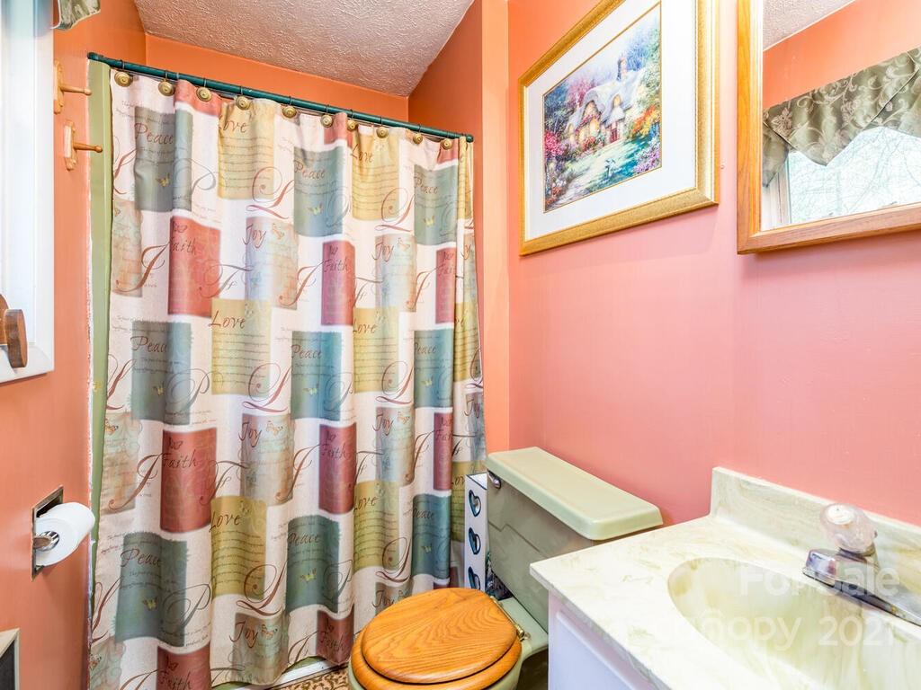 1 Fair Oaks Road Arden, NC 28704 - Photo 16 of 29 Gallery Image 16