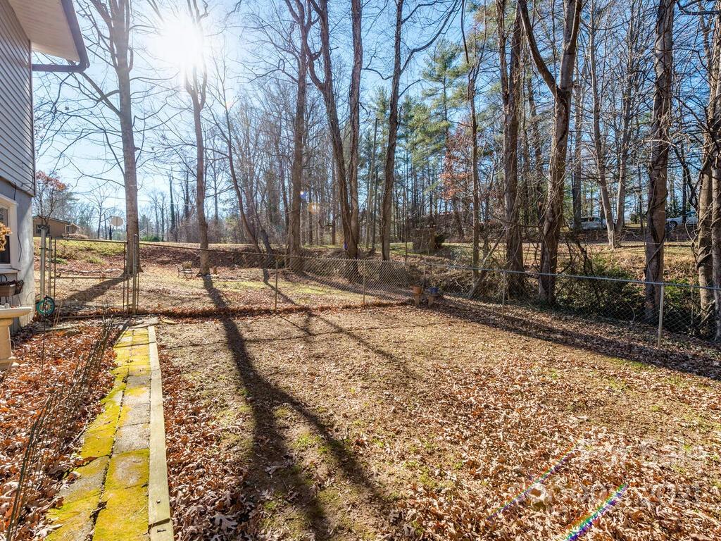 1 Fair Oaks Road Arden, NC 28704 - Photo 27 of 29 Gallery Image 27