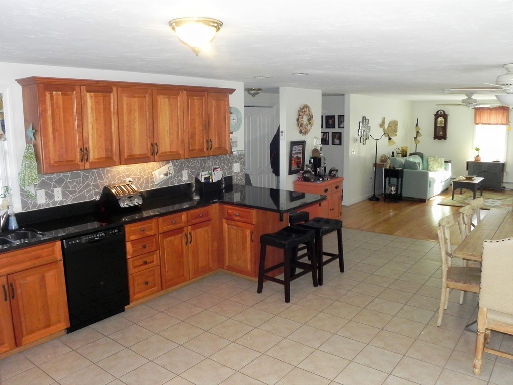 99 Swifts Beach Road Wareham, MA 02571 - Photo 9 of 28 Gallery Image 9