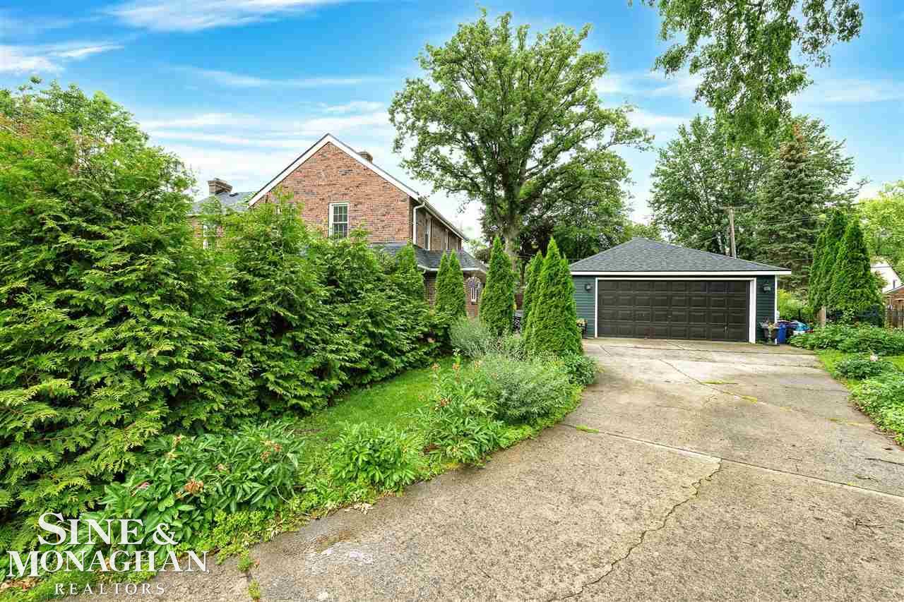 258 McMillan Road Grosse Pointe Farms, MI 48236 - Photo 35 of 41