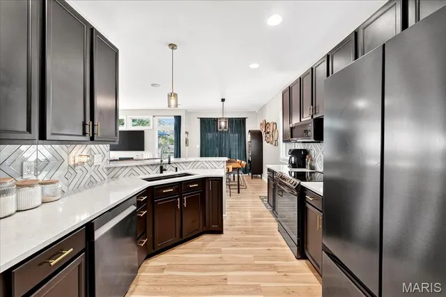 $425,000 | 66 White Brook Court, O'Fallon, MO 63366