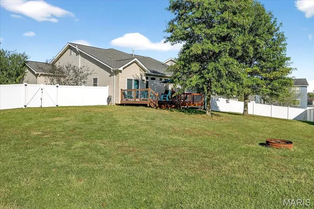 $425,000 | 66 White Brook Court, O'Fallon, MO 63366