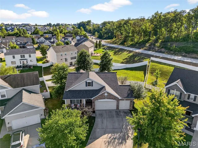 $425,000 | 66 White Brook Court, O'Fallon, MO 63366