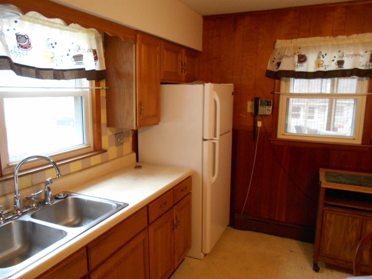 2 Exeter Street Derry, NH 03038 - Photo 8 of 14 Gallery Image 8