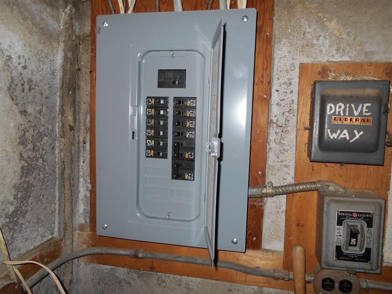 2 Exeter Street Derry, NH 03038 - Photo 10 of 14 Gallery Image 10