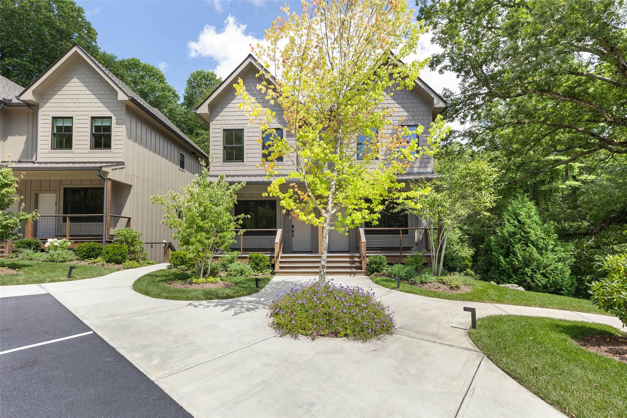 1085 A Hicks Road, Unit 5 Highlands, NC 28741 - Photo 4 of 4 Gallery Image 4