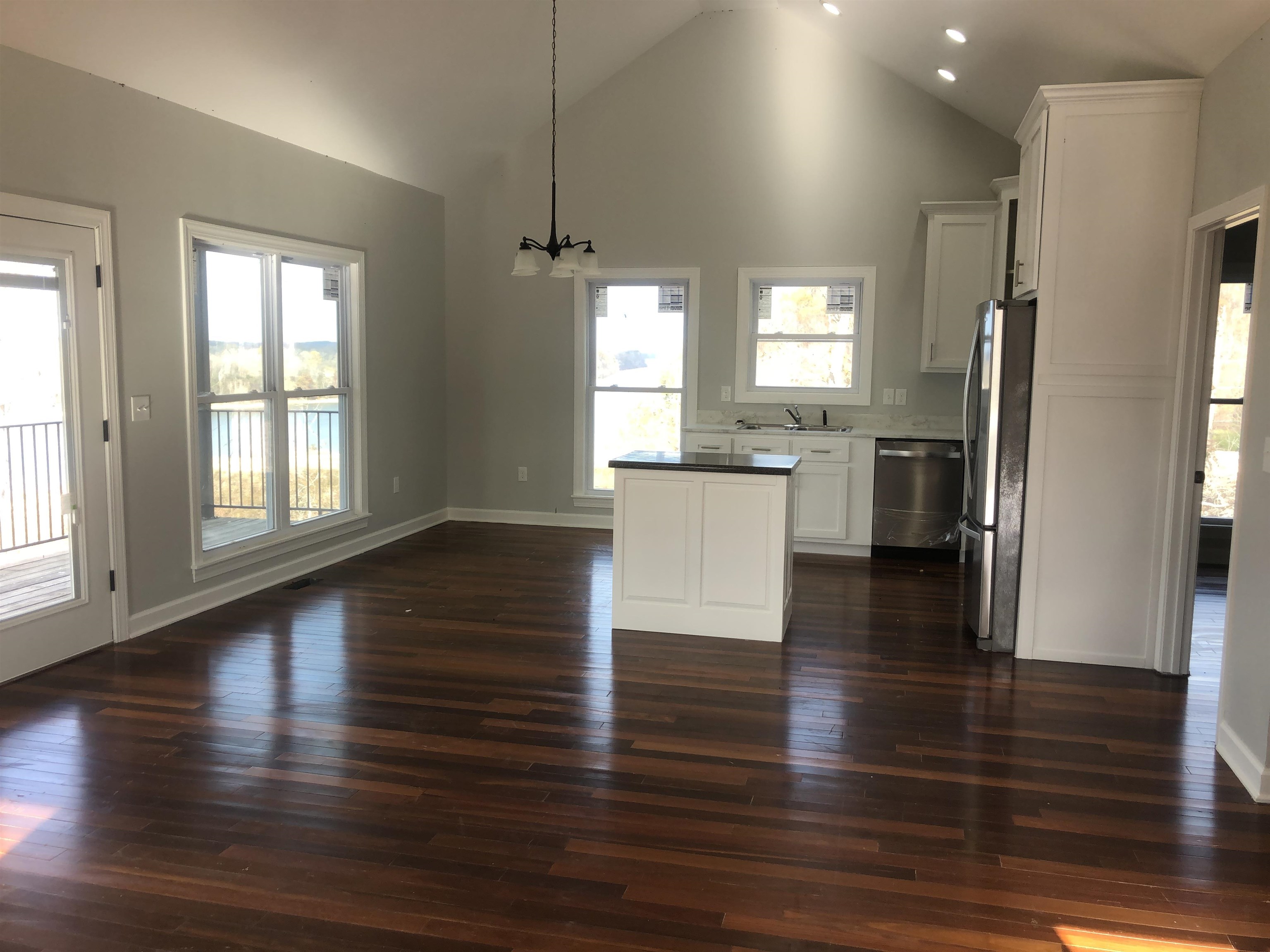 440 Becky Road Savannah, TN 38372 - Photo 7 of 27 Gallery Image 7