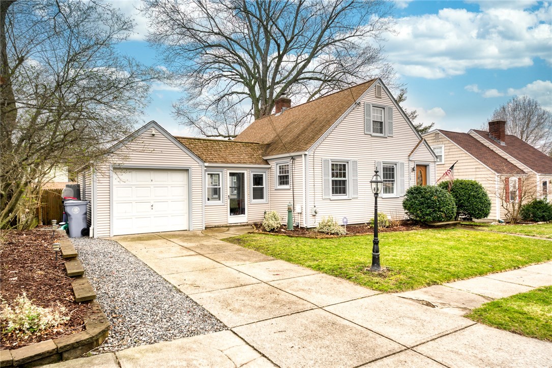 110 Bryant Road Cranston, RI 02910 - Photo 2 of 18 Gallery Image 2