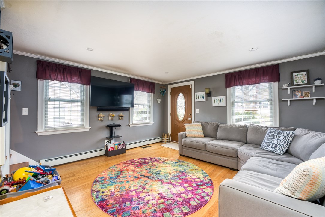 110 Bryant Road Cranston, RI 02910 - Photo 9 of 18 Gallery Image 9
