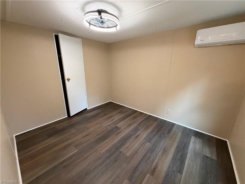 1015 Patterson Farm Road Pinnacle, NC 27043 - Photo 19 of 41