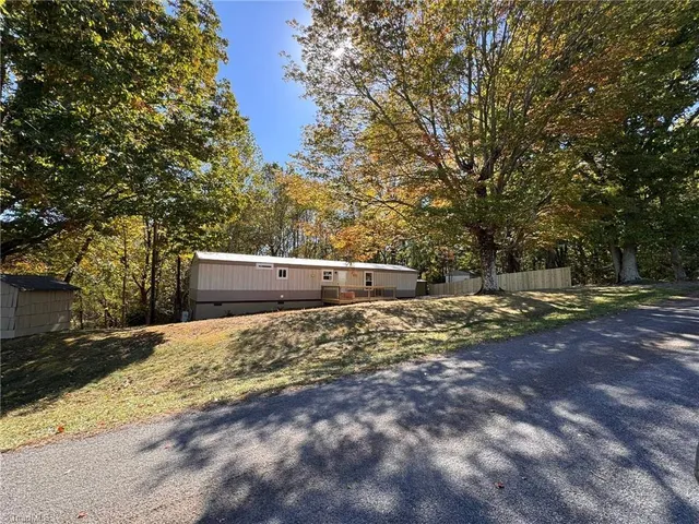 $159,900 | 1015 Patterson Farm Road, Pinnacle, NC 27043