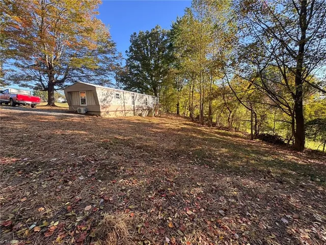 $157,900 | 1015 Patterson Farm Road, Pinnacle, NC 27043