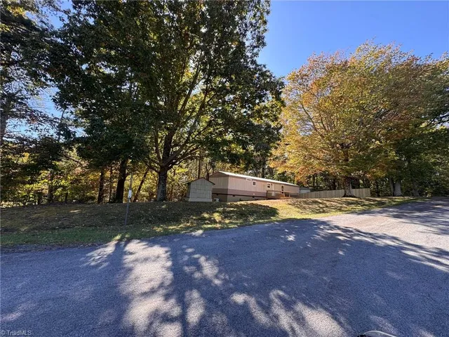 $159,900 | 1015 Patterson Farm Road, Pinnacle, NC 27043