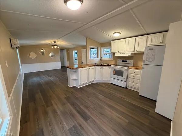 $157,900 | 1015 Patterson Farm Road, Pinnacle, NC 27043