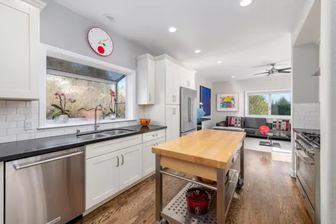 $1,899,000 | 548 Hermosa Avenue, Half Moon Bay, CA 94019