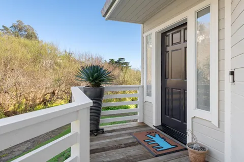 $1,899,000 | 548 Hermosa Avenue, Half Moon Bay, CA 94019