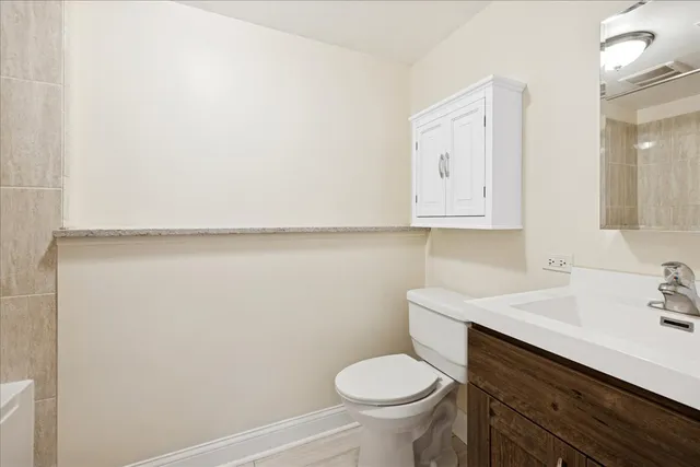 $3,500 | 1341 Kenilworth Avenue, Palatine, IL 60074