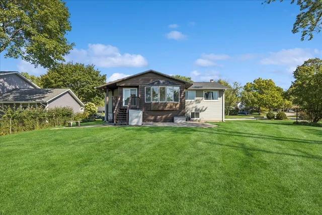 $3,500 | 1341 Kenilworth Avenue, Palatine, IL 60074