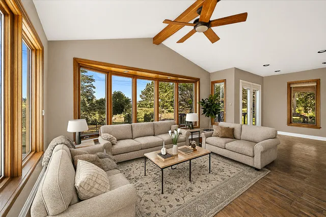 $3,500 | 1341 Kenilworth Avenue, Palatine, IL 60074