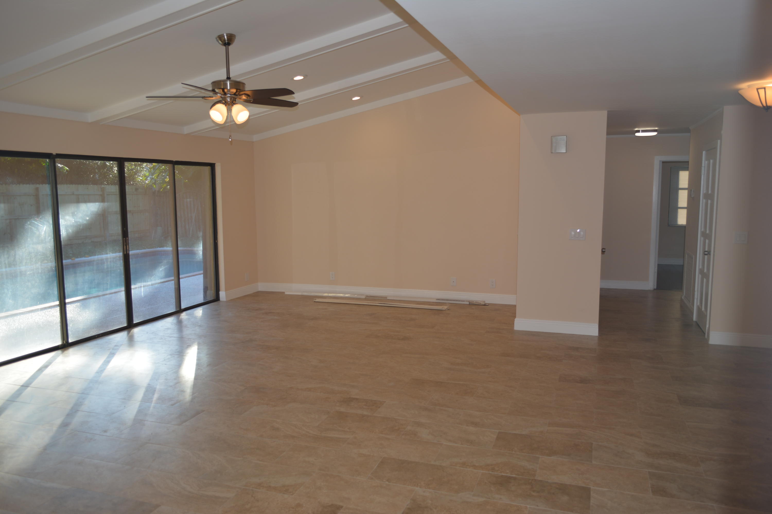 1398 Southwest 1st Street Boca Raton, FL 33486 - Photo 3 of 16 DSC_0964