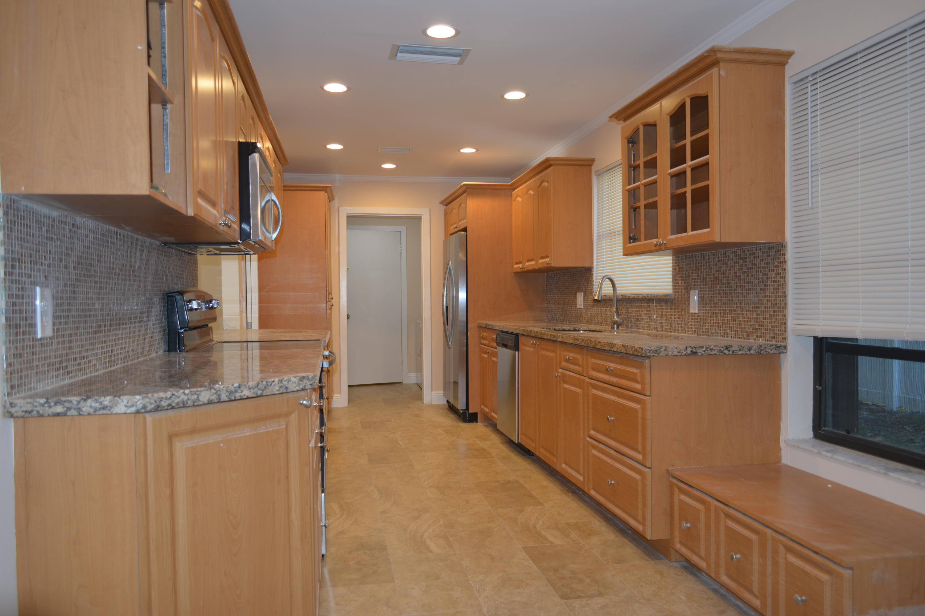 1398 Southwest 1st Street Boca Raton, FL 33486 - Photo 6 of 16 DSC_0976