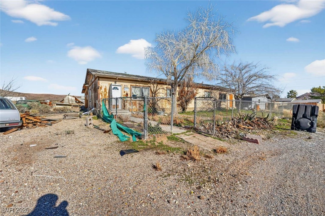 951 Hope Street Beatty, NV 89003 - Photo 3 of 31