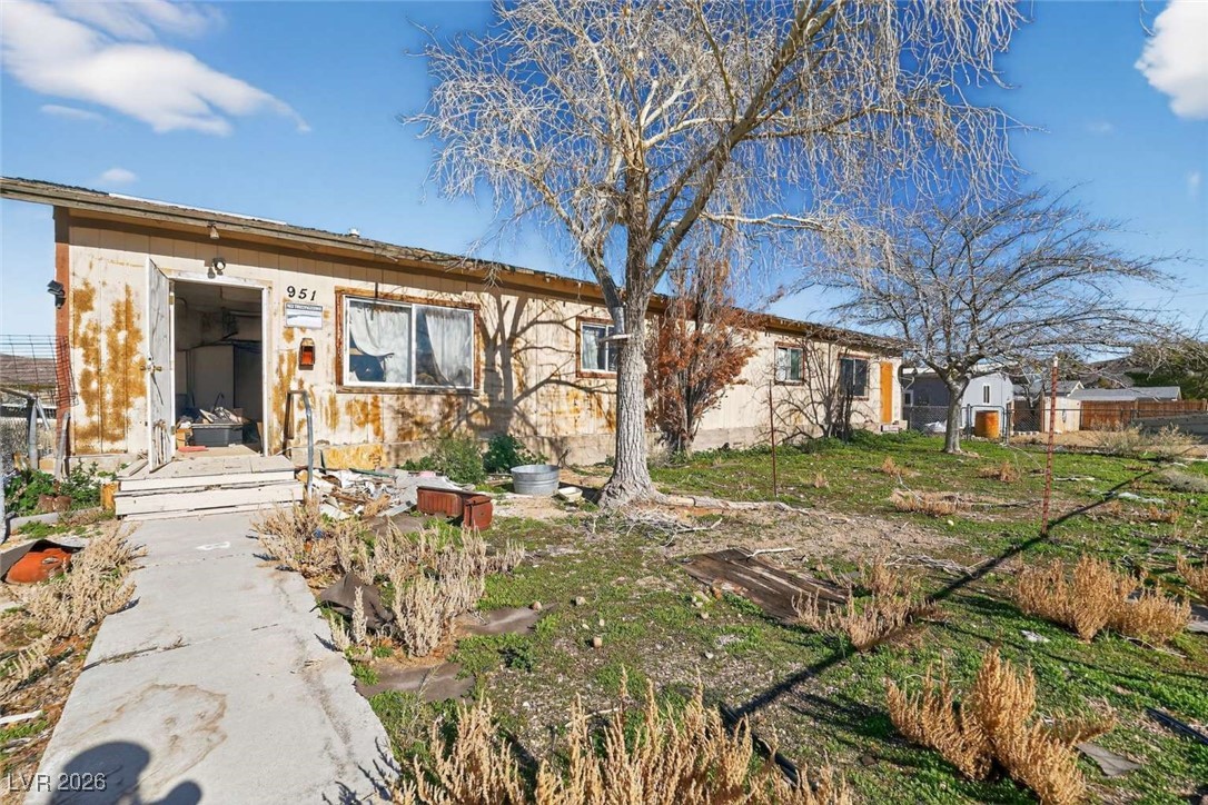 951 Hope Street Beatty, NV 89003 - Photo 8 of 31