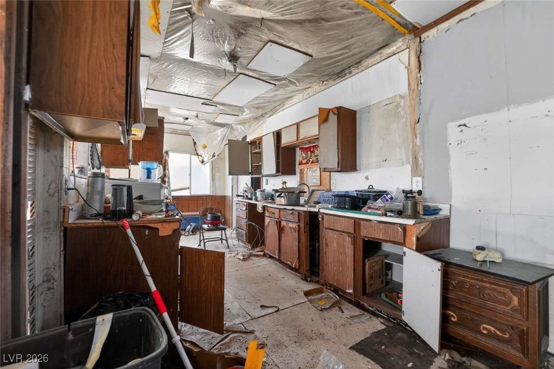 951 Hope Street Beatty, NV 89003 - Photo 9 of 31